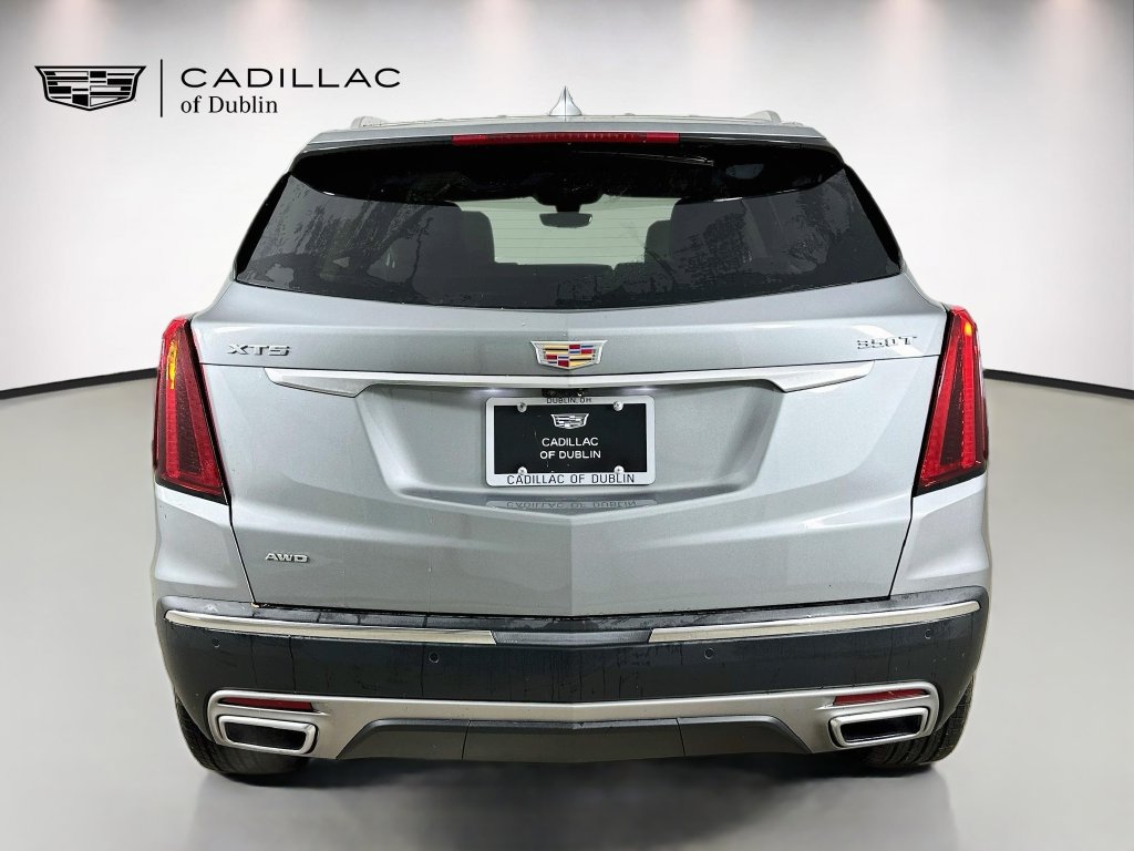 New 2026 Cadillac XT5 Premium Luxury w/ LPO, Floor Liner Package AWD/4WD image 6