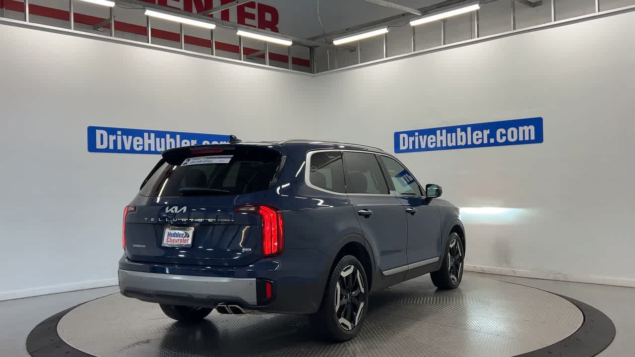 Used 2025 Kia Telluride S AWD/4WD image 2