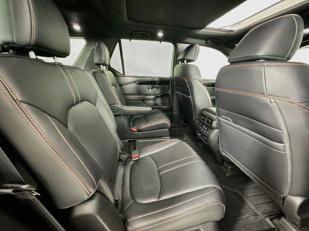 Used 2024 Honda Pilot TrailSport image 38