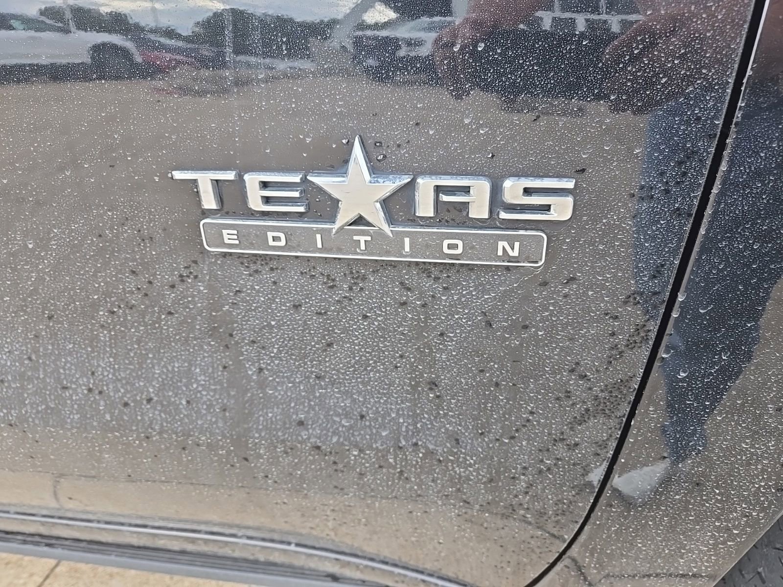 Used 2020 Chevrolet Silverado 1500 RST w/ Texas Edition AWD/4WD image 9
