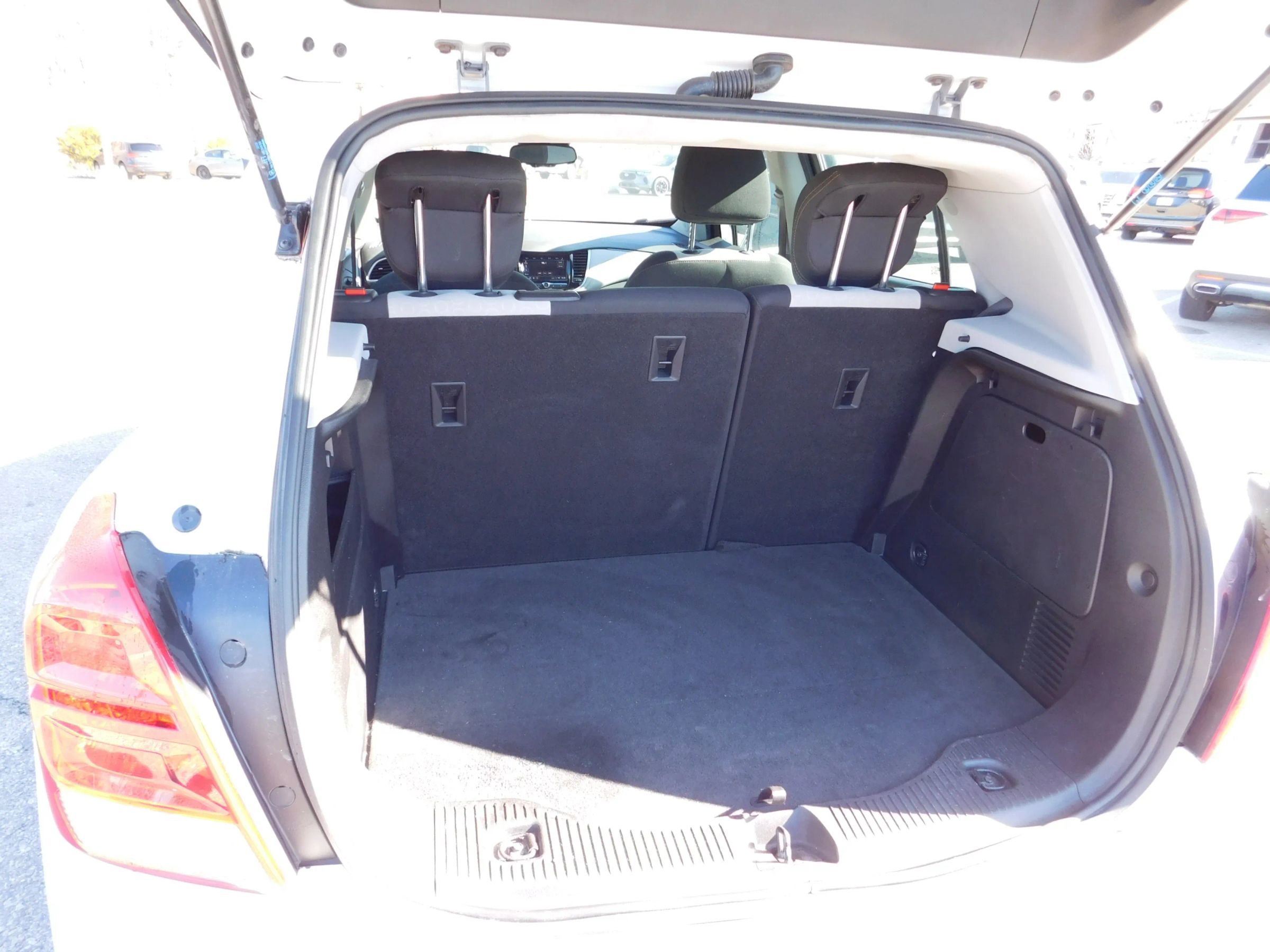 Used 2018 Chevrolet Trax LS image 6