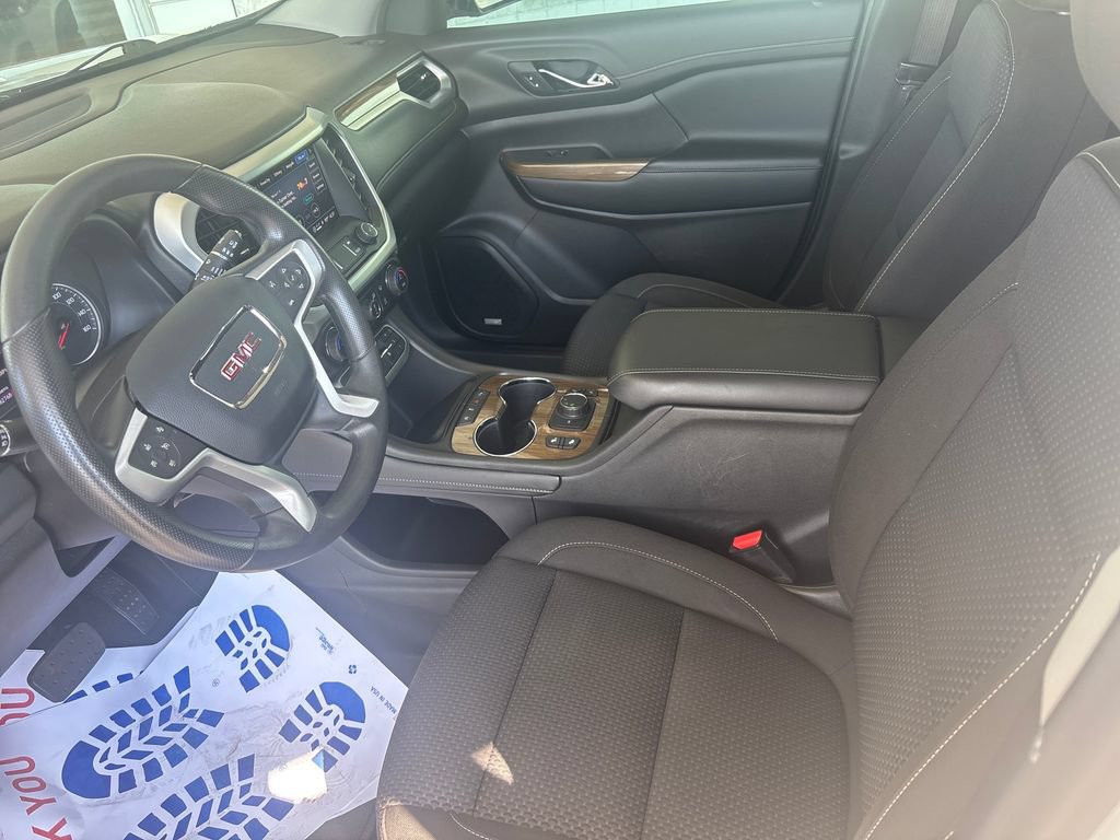 Used 2021 GMC Acadia SLE w/ Driver Convenience Package FWD image 14