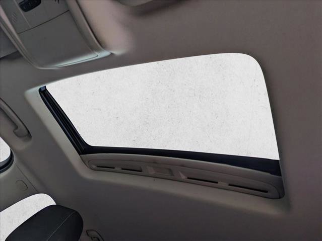 Used 2018 Buick Regal Preferred w/ Sights and Sounds Package image 12