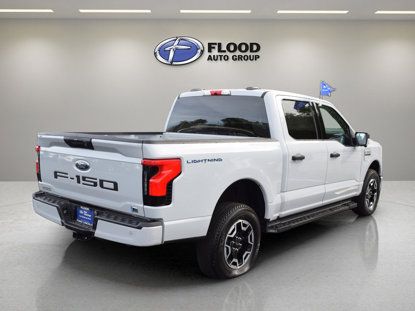 Certified 2023 Ford F150 Lightning XLT w/ Tow Technology Package image 3