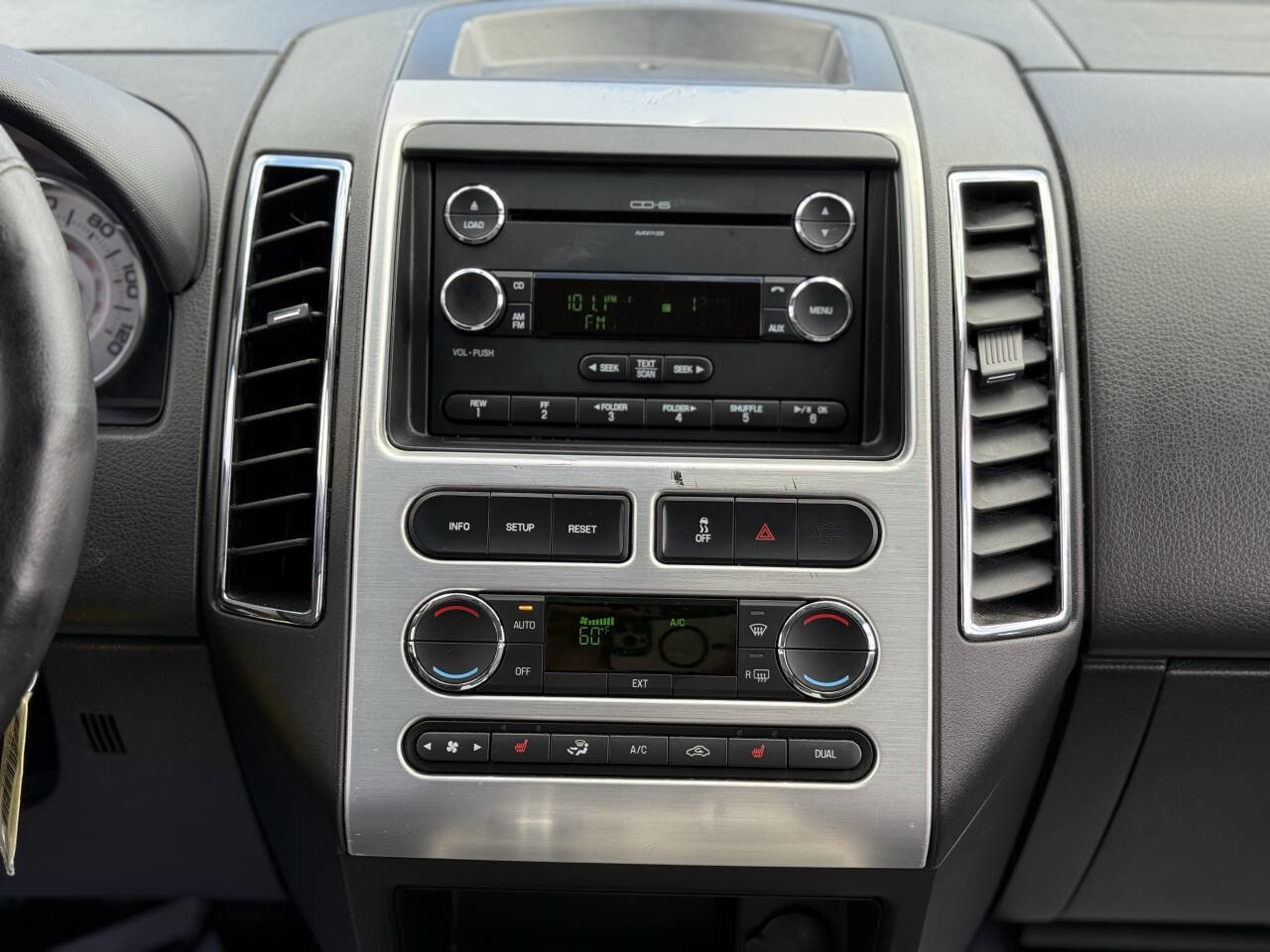 Used 2008 Ford Edge Limited FWD image 17