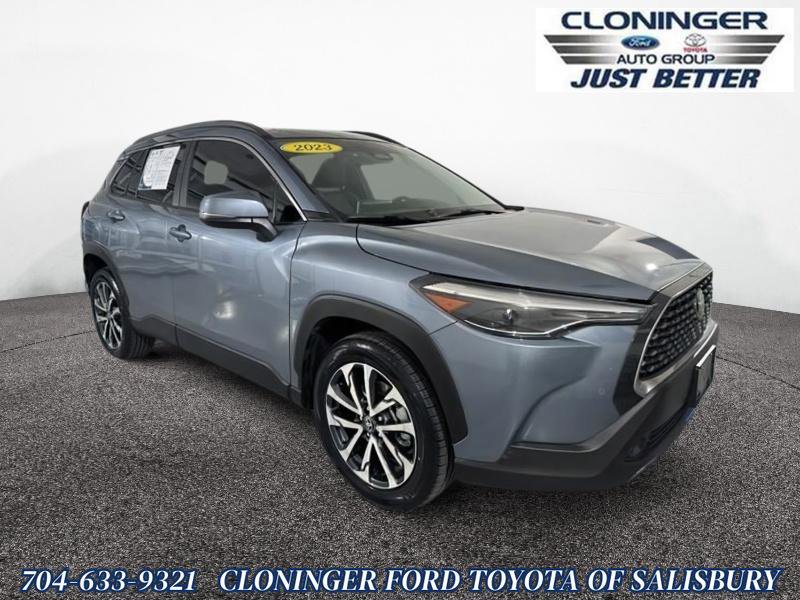 Used 2023 Toyota Corolla Cross XLE w/ Convenience Package