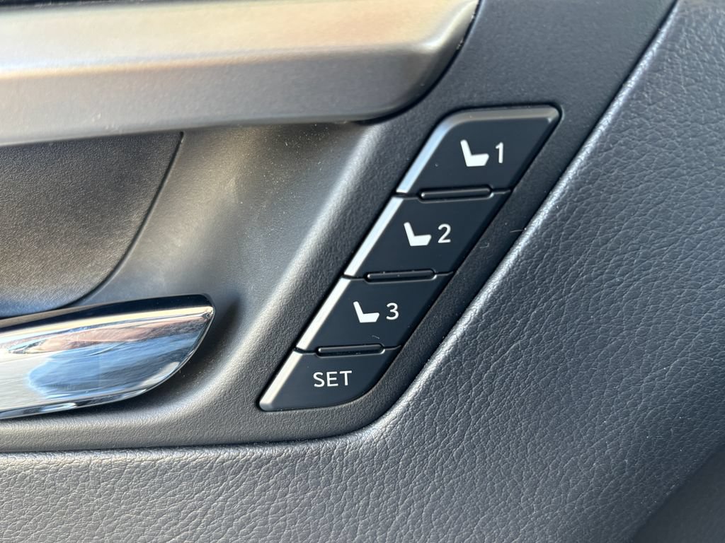 Used 2021 Lexus RX 450h AWD w/ Premium Package image 28