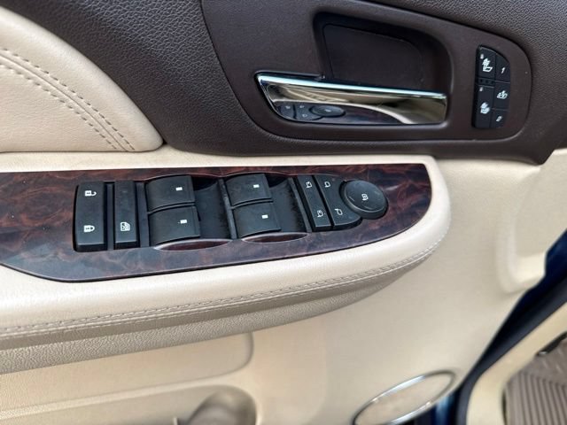 Used 2007 GMC Yukon XL Denali AWD/4WD image 23