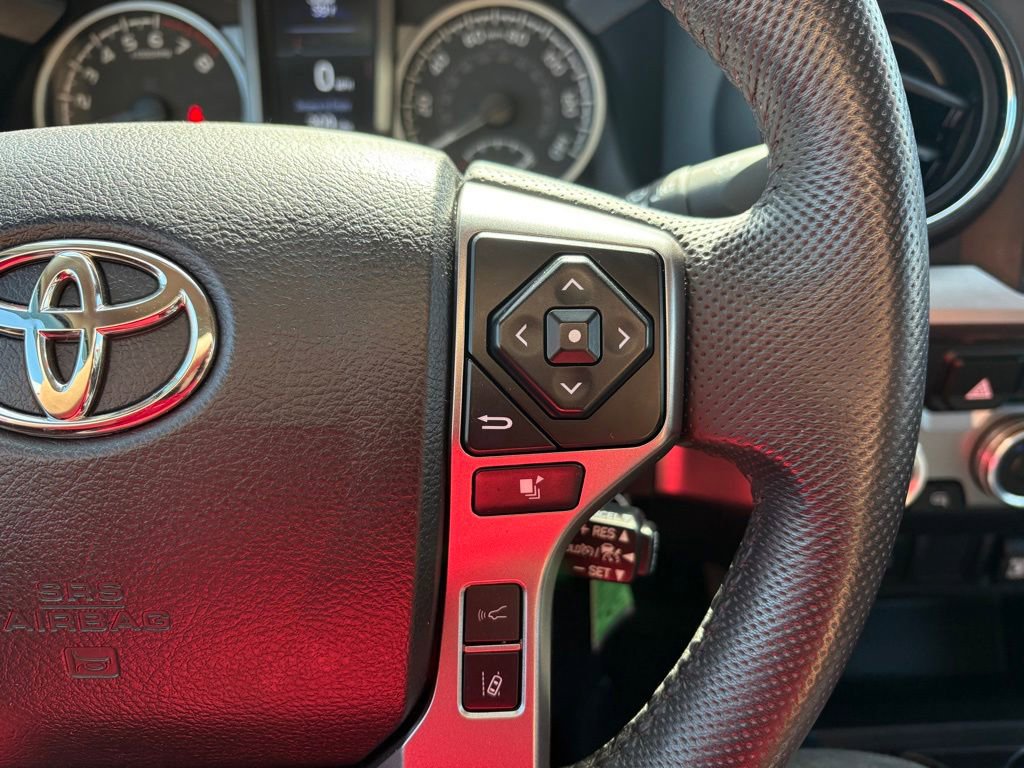 Certified 2022 Toyota Tacoma SR5 AWD/4WD image 18