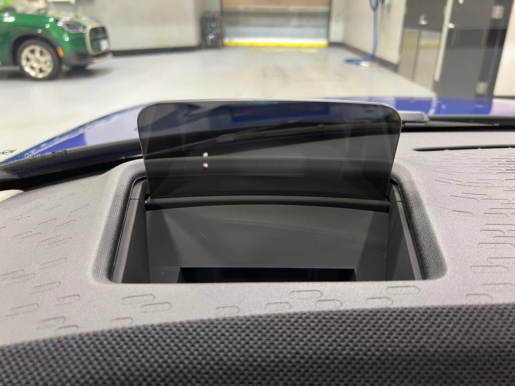 Certified 2025 MINI Cooper 2-Door Hardtop image 21