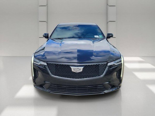Used 2023 Cadillac CT4 Luxury w/ LPO, ONYX Package RWD image 2