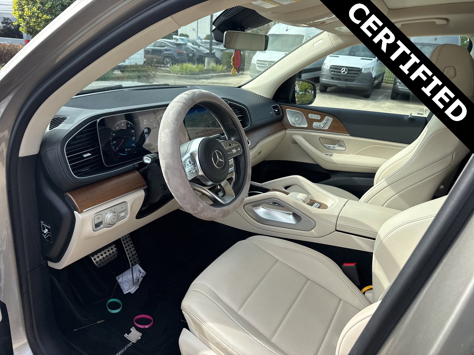 Used 2023 Mercedes-Benz GLS 450 4MATIC image 9