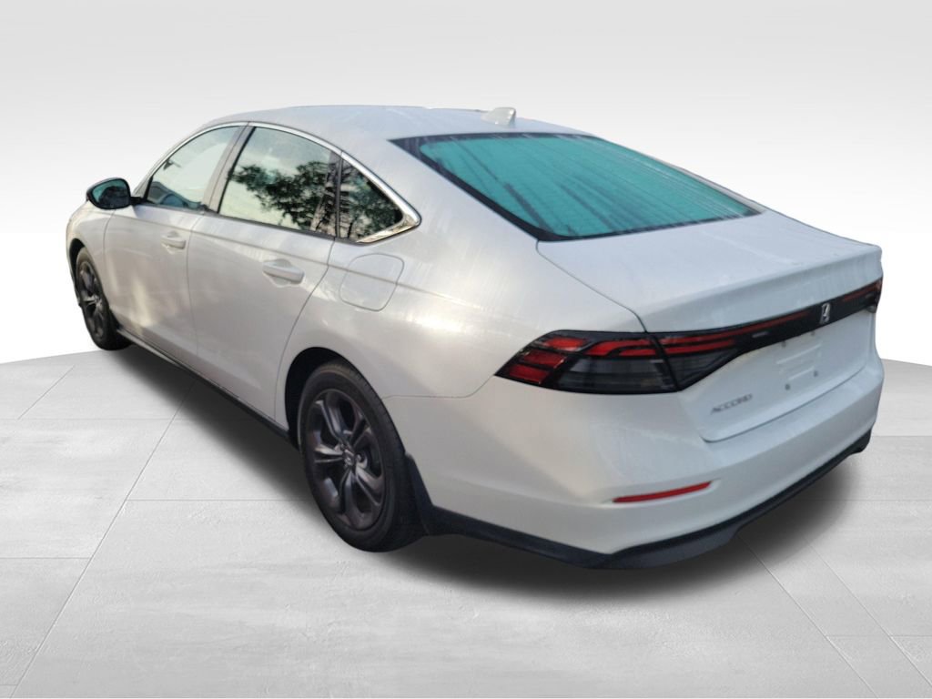Certified 2023 Honda Accord EX image 14