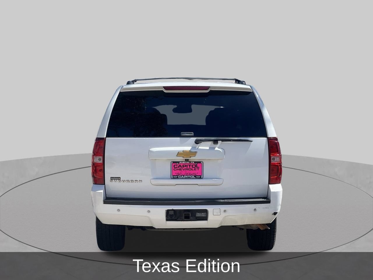 Used 2014 Chevrolet Suburban LT w/ Texas Edition RWD image 4