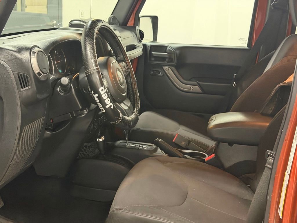 Used 2014 Jeep Wrangler Unlimited Sport w/ Dual Top Group AWD/4WD image 23