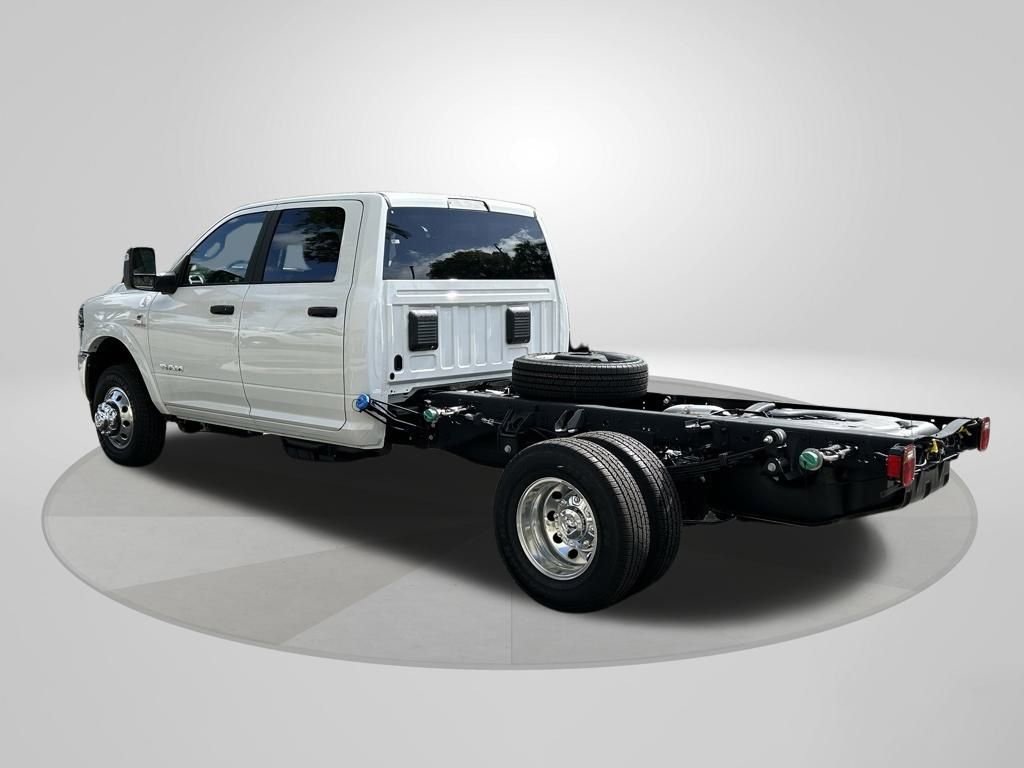 New 2025 RAM 3500 Big Horn image 5
