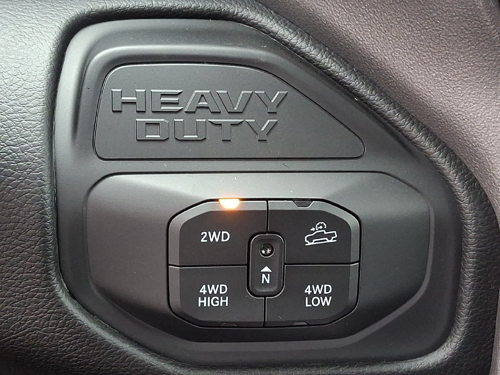 New 2026 RAM 2500 Big Horn AWD/4WD image 16