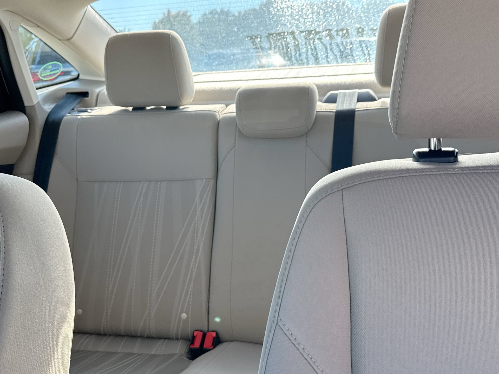 Used 2018 Ford Focus SE FWD image 29