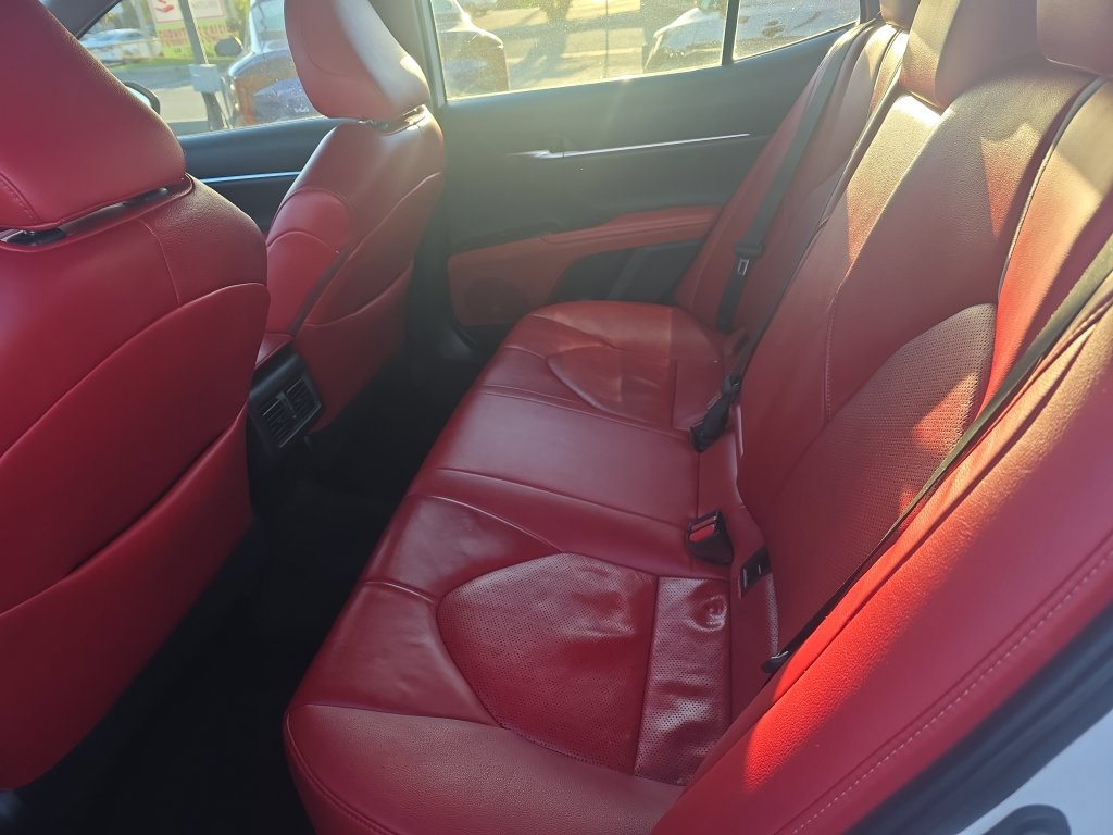 Used 2019 Toyota Camry XSE FWD image 21