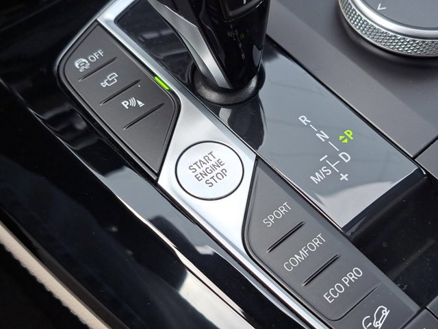 Used 2023 BMW X4 M40i w/ Premium Package image 30