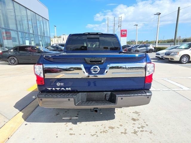 Used 2017 Nissan Titan Platinum Reserve image 5
