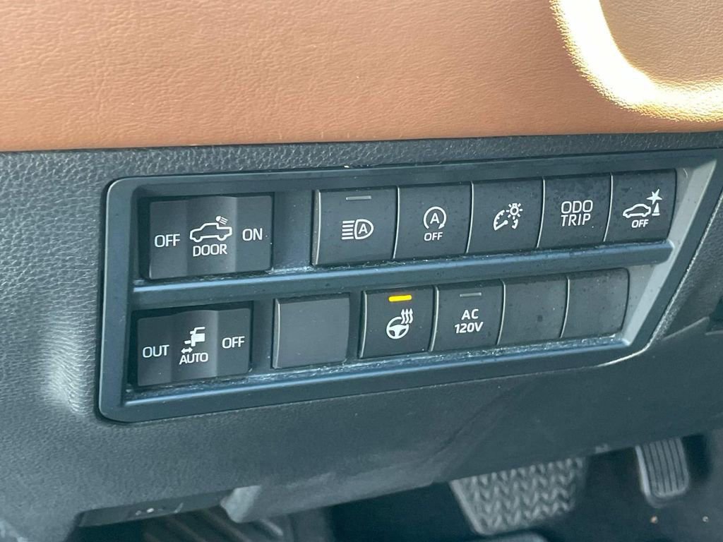 Used 2022 Toyota Tundra 1794 Edition image 17