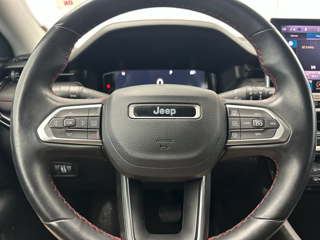 Used 2022 Jeep Compass Trailhawk w/ Trailhawk Elite Group AWD/4WD image 23