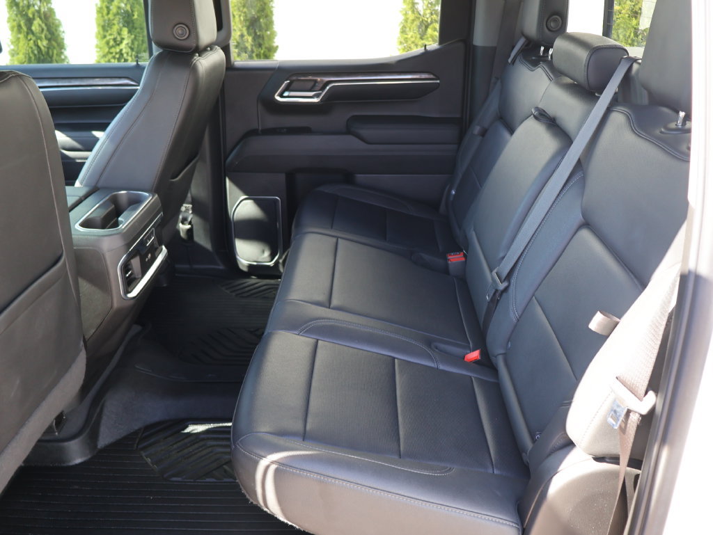 Certified 2023 Chevrolet Silverado 1500 LTZ w/ LTZ Premium Package AWD/4WD image 9