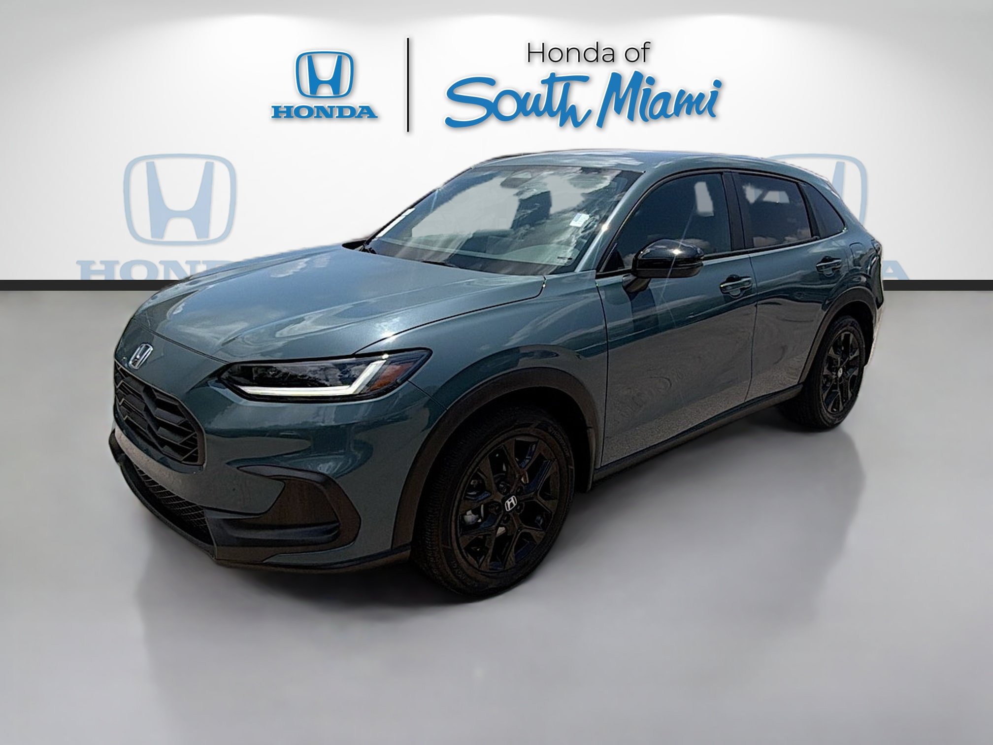 Certified 2025 Honda HR-V Sport image 3