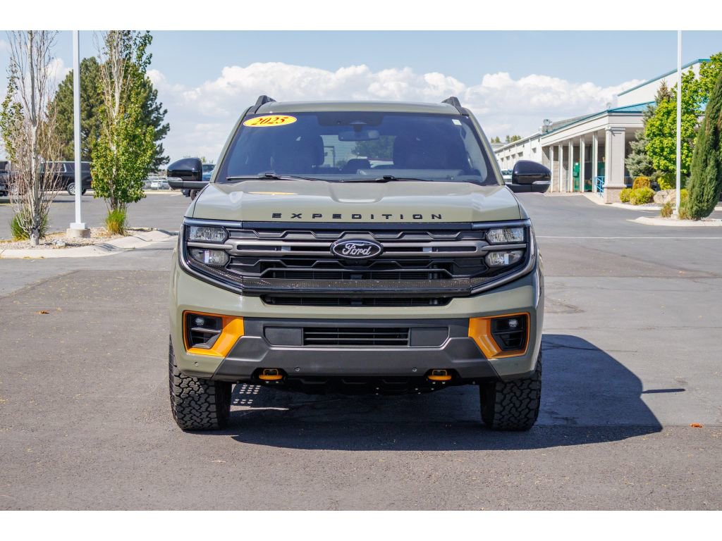 Used 2025 Ford Expedition Tremor AWD/4WD image 8