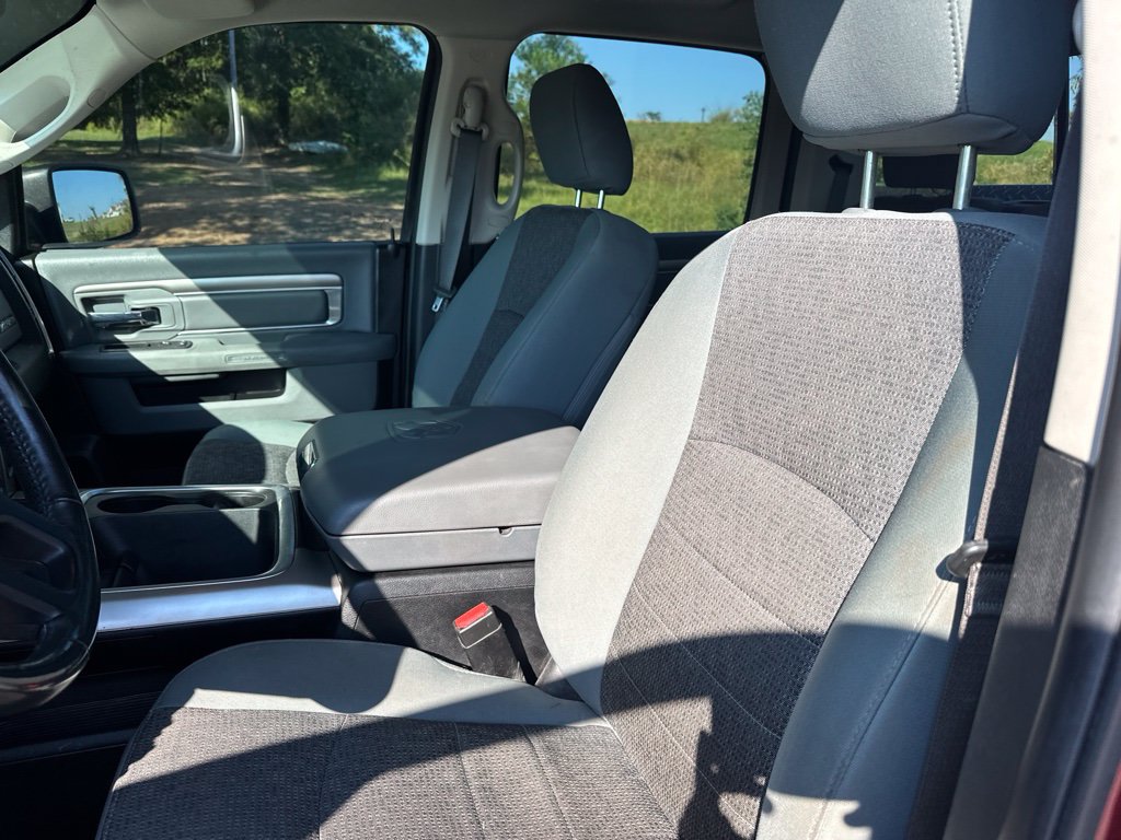 Used 2019 RAM 1500 Big Horn AWD/4WD image 11