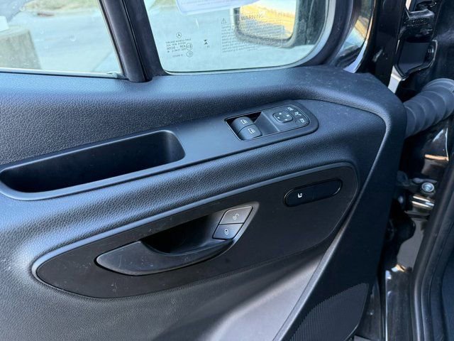 Used 2024 Mercedes-Benz Sprinter 2500 image 10