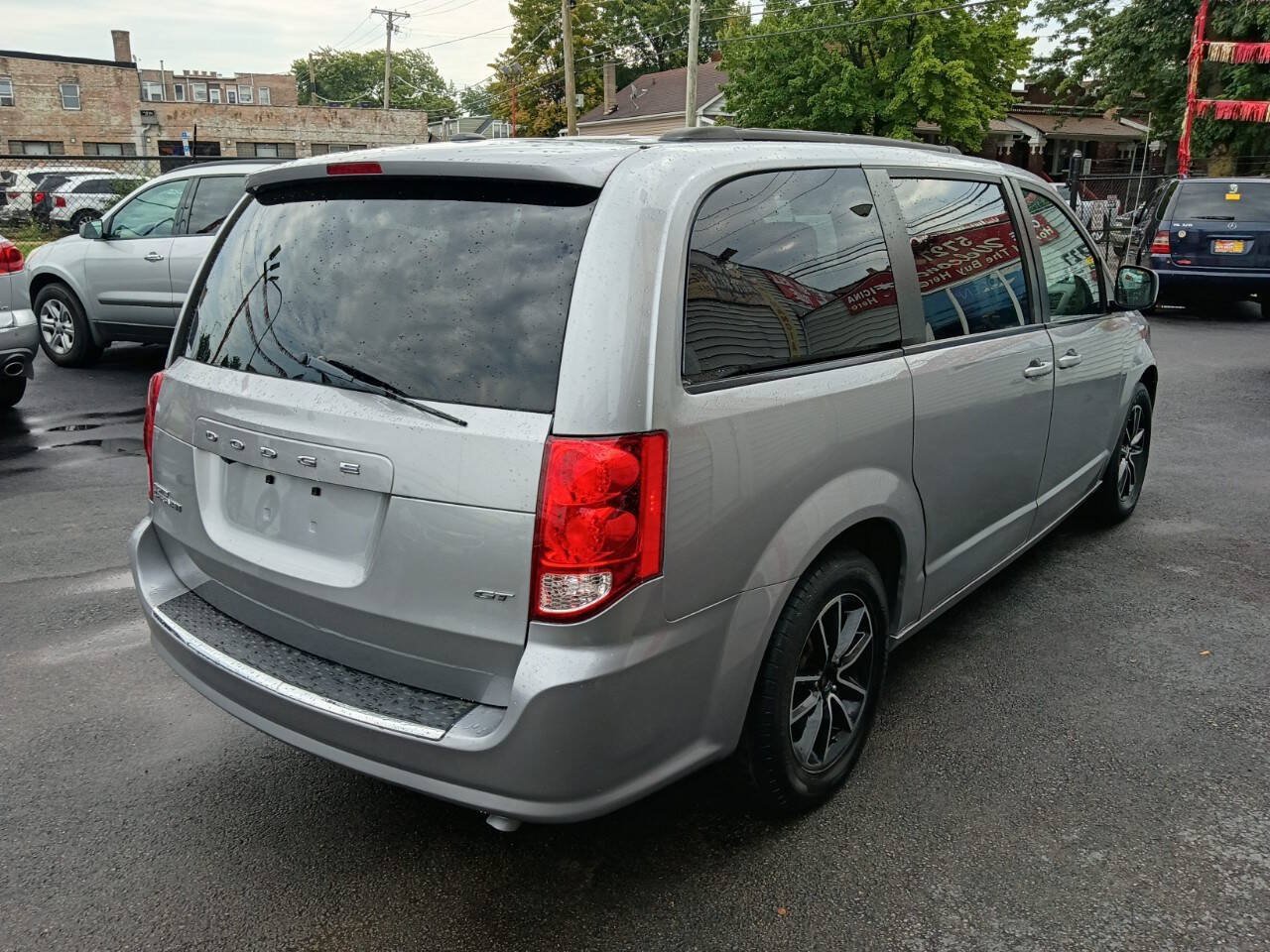 Used 2018 Dodge Grand Caravan GT FWD image 5