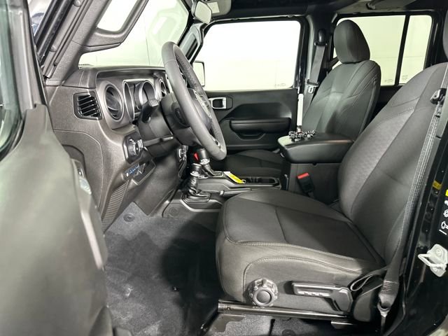 Used 2023 Jeep Wrangler Unlimited image 11