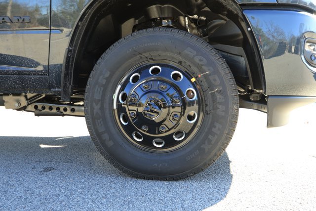 New 2026 RAM 3500 Laramie w/ Night Edition image 5