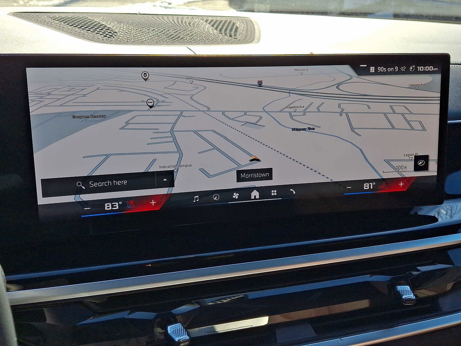 Used 2025 BMW X5 M60i w/ Executive Package image 17