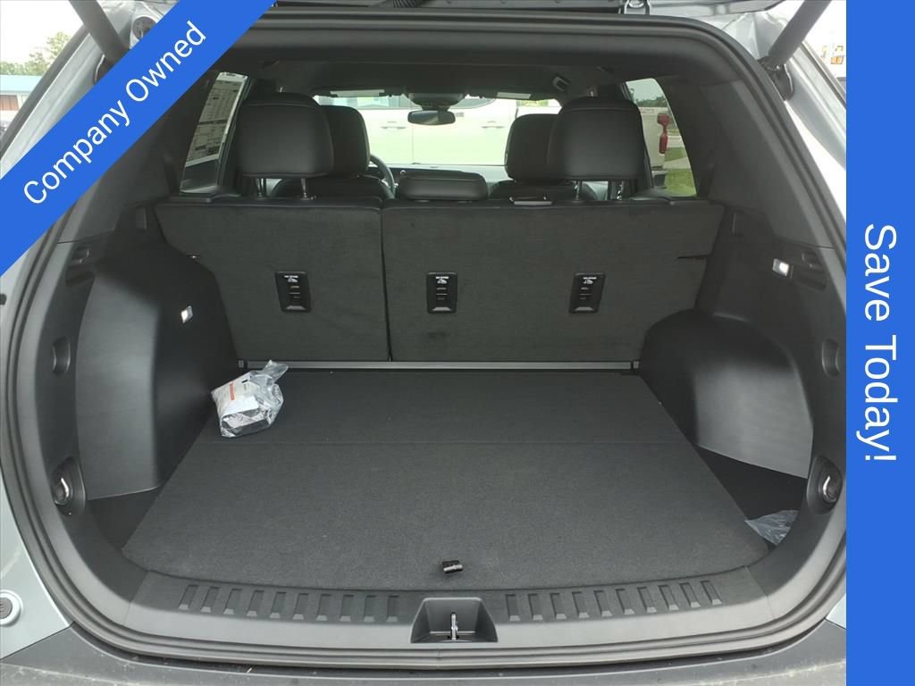 New 2027 Chevrolet Equinox LT w/ Convenience Package II AWD/4WD image 15