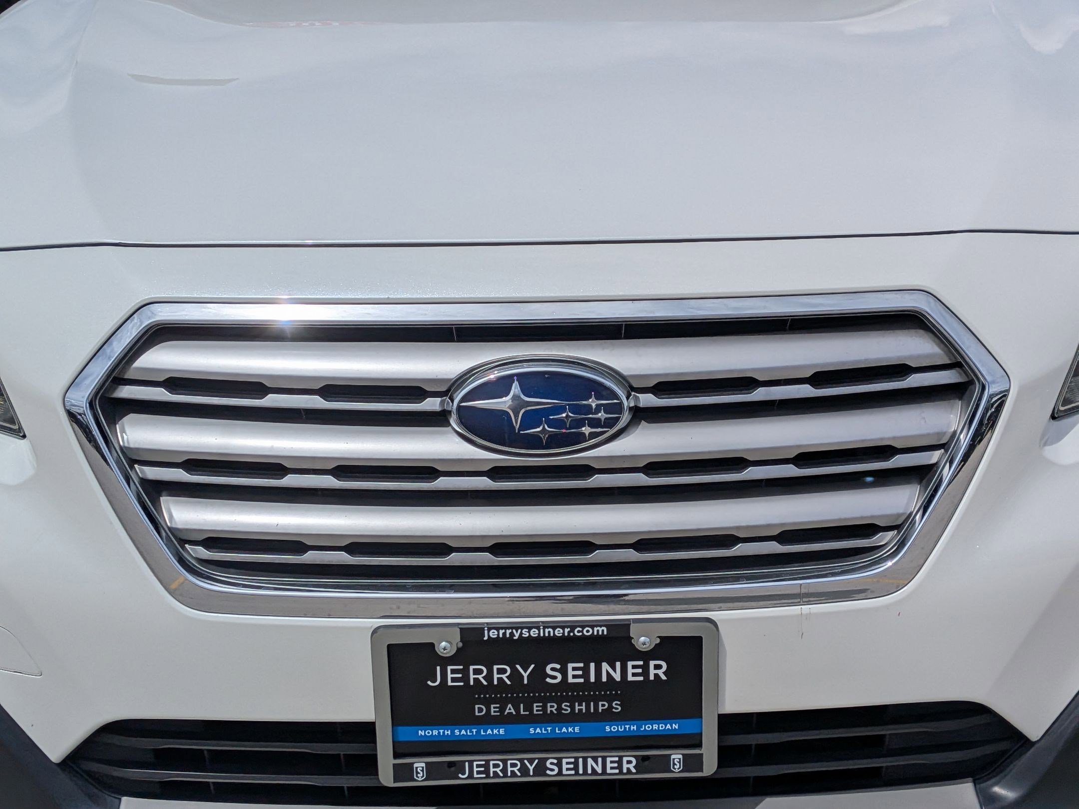 Used 2017 Subaru Outback 2.5i Limited AWD/4WD image 9