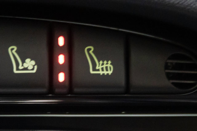 Used 2009 Jaguar XJ Vanden Plas Super V8 Portfolio image 79