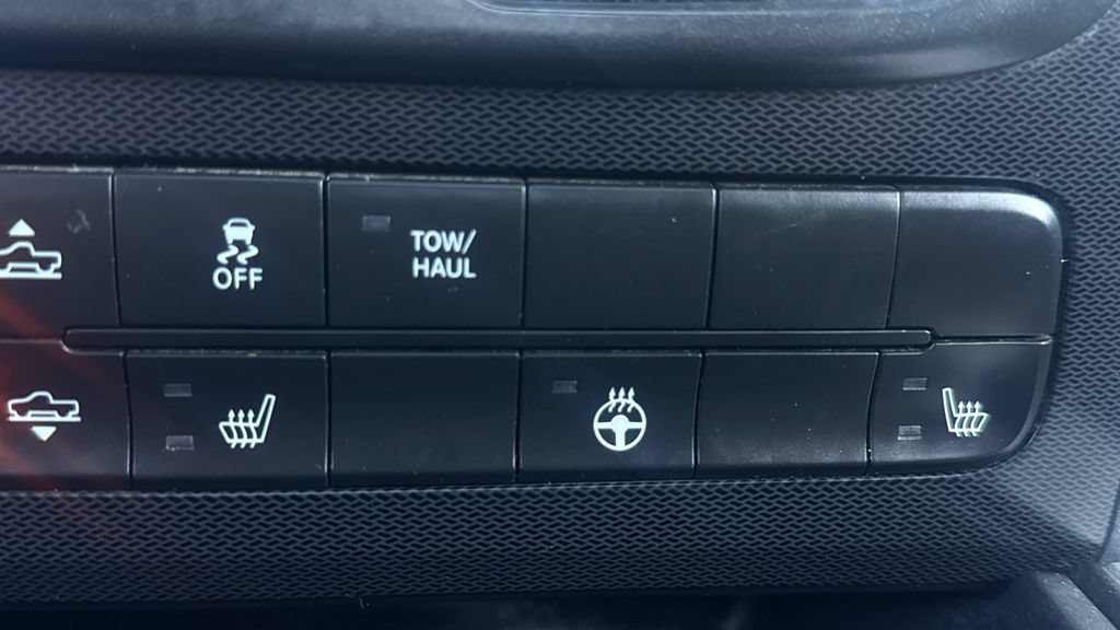 Used 2017 RAM 1500 Rebel w/ Luxury Group AWD/4WD image 40