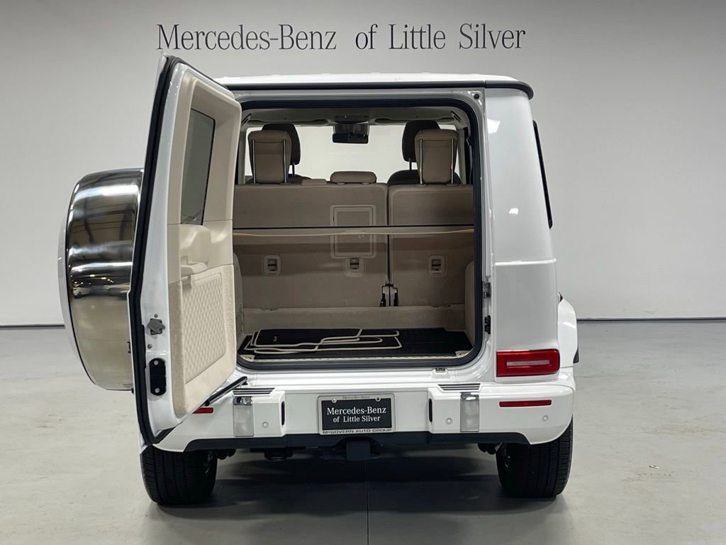 Used 2023 Mercedes-Benz G 550 image 5