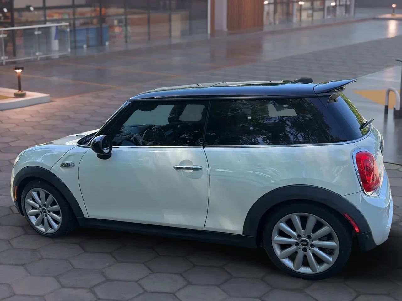 Used 2015 MINI Cooper S FWD image 4