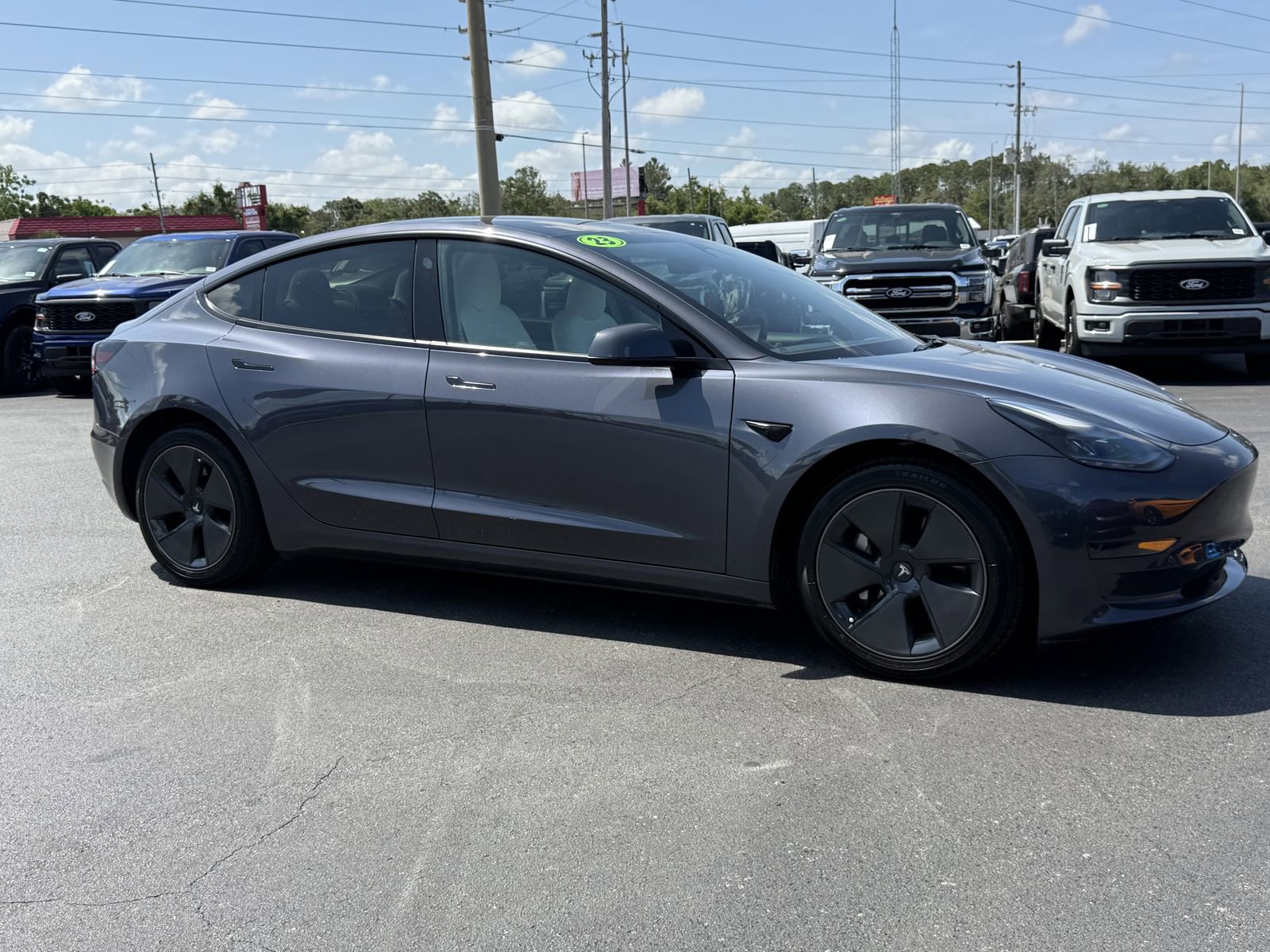 Used 2023 Tesla Model 3 Standard Range RWD image 2