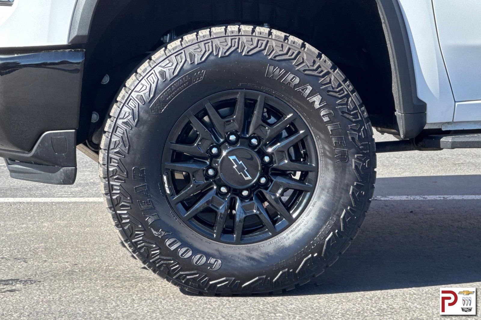 Certified 2025 Chevrolet Silverado 2500 ZR2 w/ Technology Package image 33