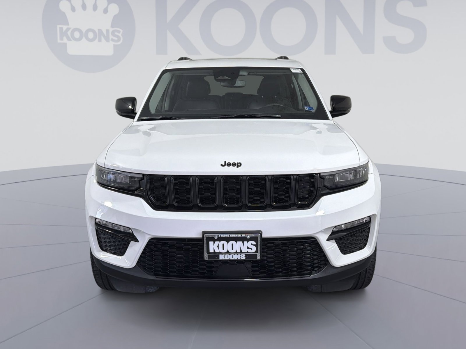 Used 2023 Jeep Grand Cherokee Limited w/ Black Appearance Package image 11