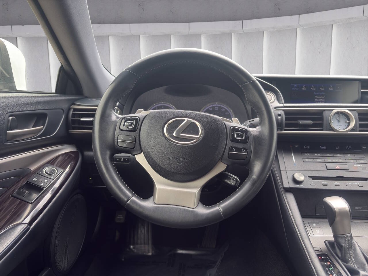 Used 2015 Lexus RC 350 AWD w/ Navigation System Package image 9