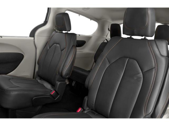 Used 2018 Chrysler Pacifica Touring Plus w/ Tire & Wheel Group image 11