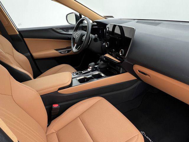 Certified 2025 Lexus NX 350 AWD w/ Premium Package image 17