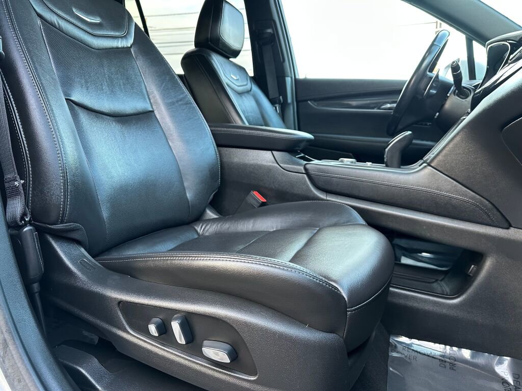 Used 2020 Cadillac XT6 Sport image 30