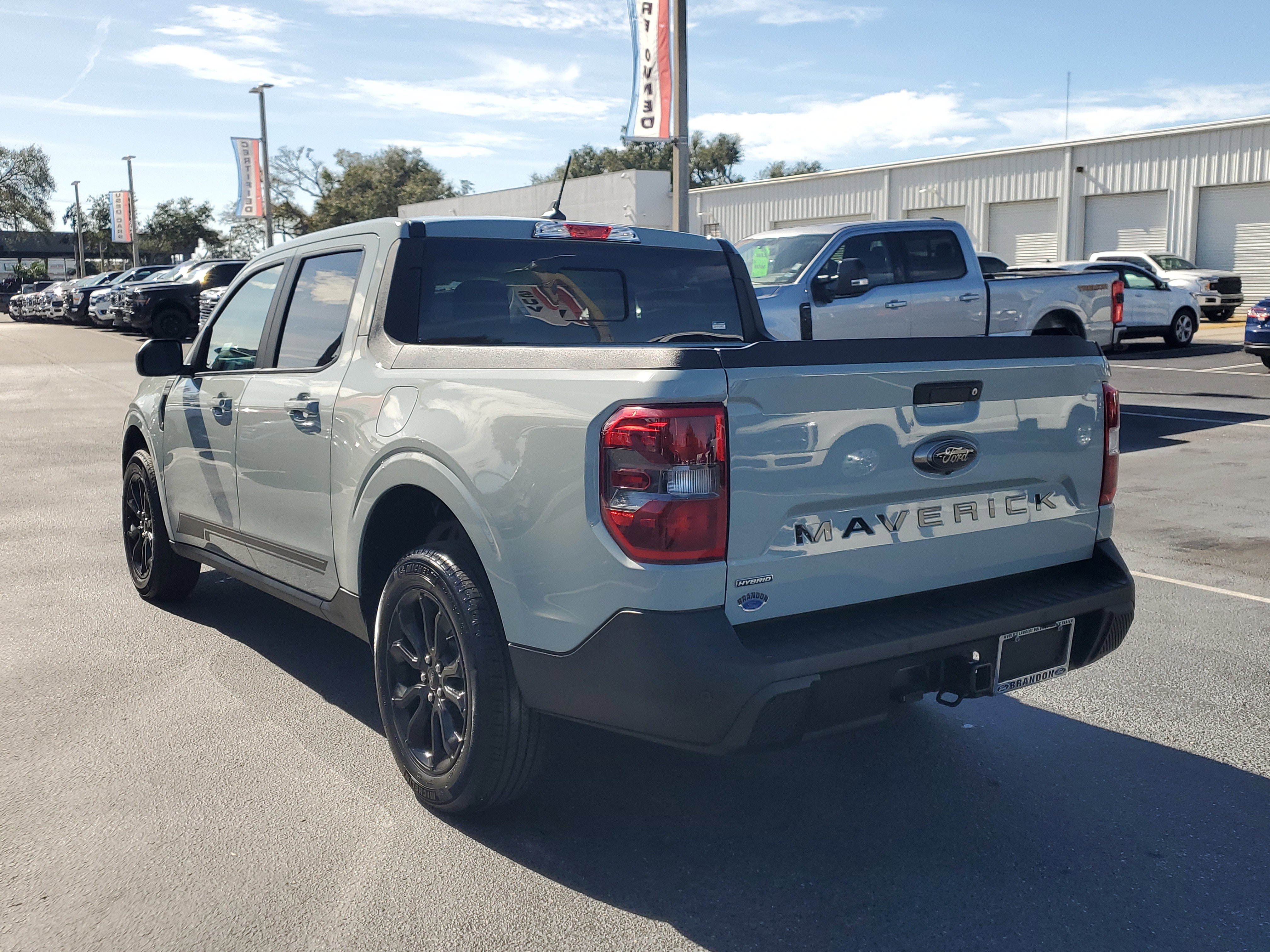 Certified 2024 Ford Maverick Lariat w/ Black Appearance Package image 7